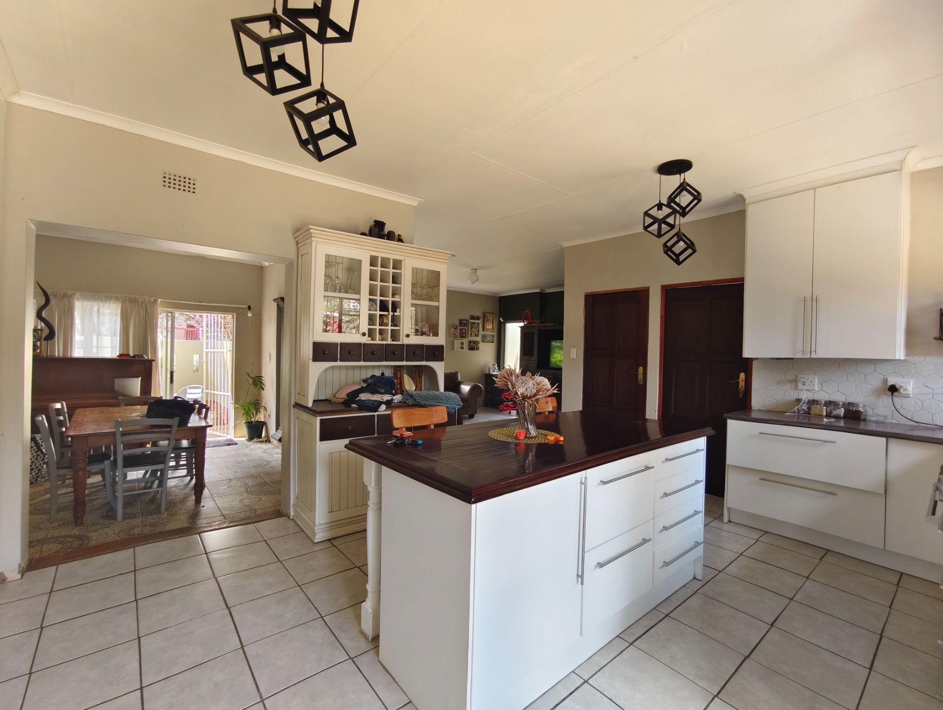 House for sale in Vanderbijlpark SE 2 - 1VT1702216