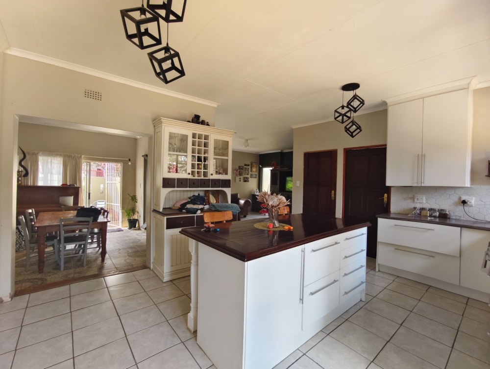 House for sale in Vanderbijlpark SE 2 - 1VT1702216 House for sale in Vanderbijlpark SE 2 - 1VT1702216