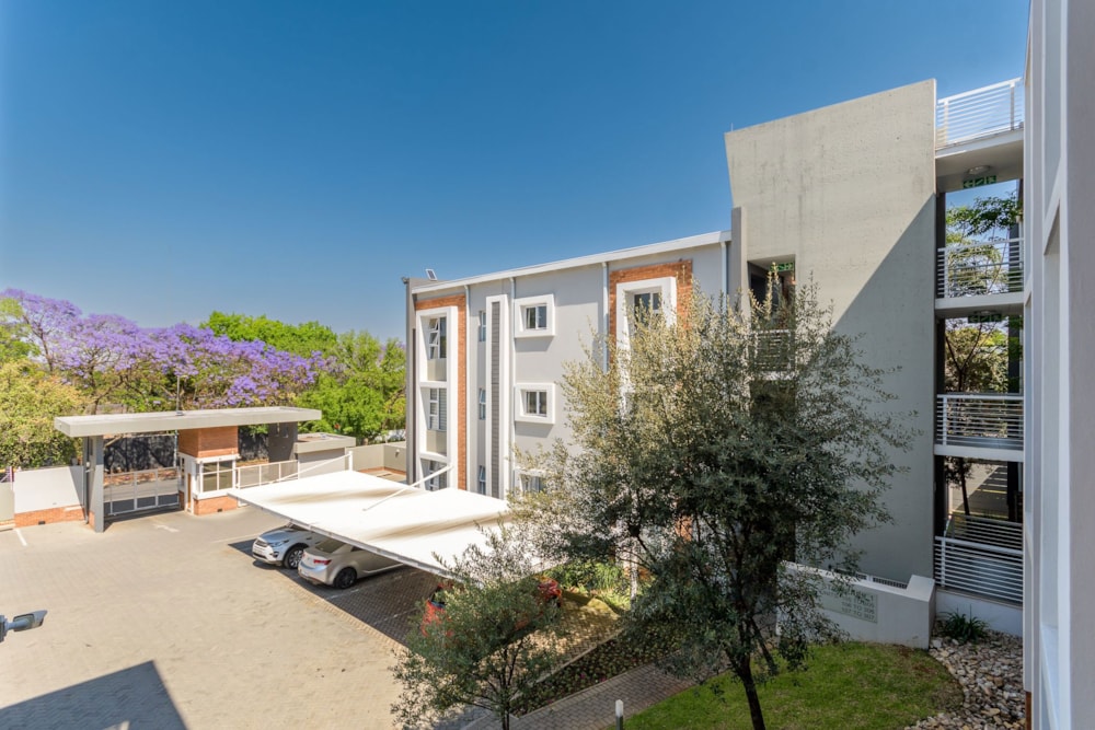 Apartment for sale in Bryanston - HP1678514