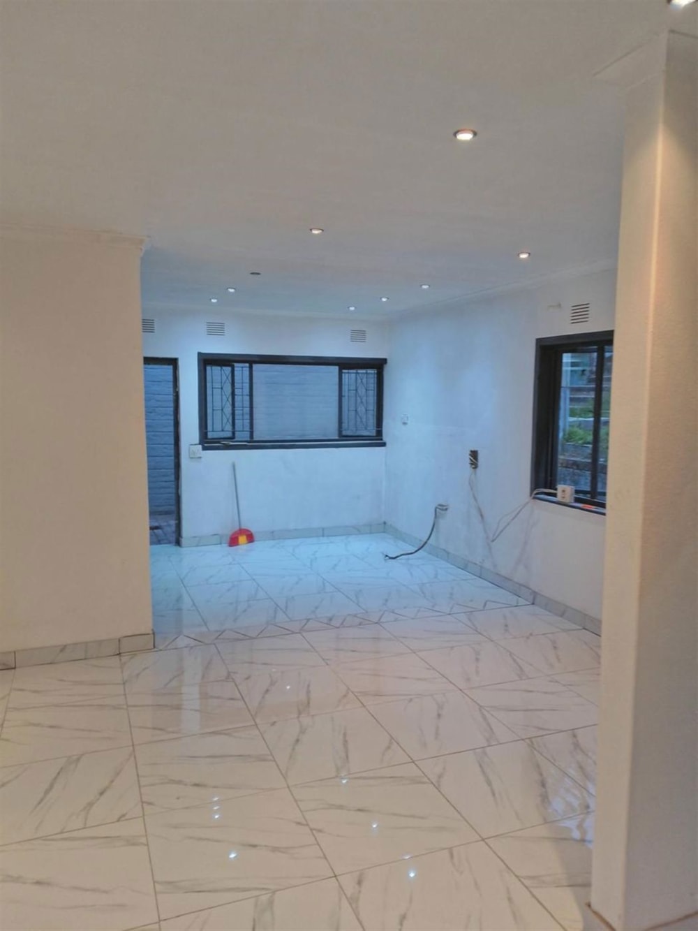 House for sale in Moseley Park - 1WP1678577