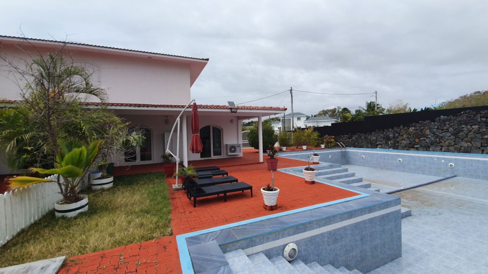 House for sale in St Antoine, Mauritius - MPR1678600