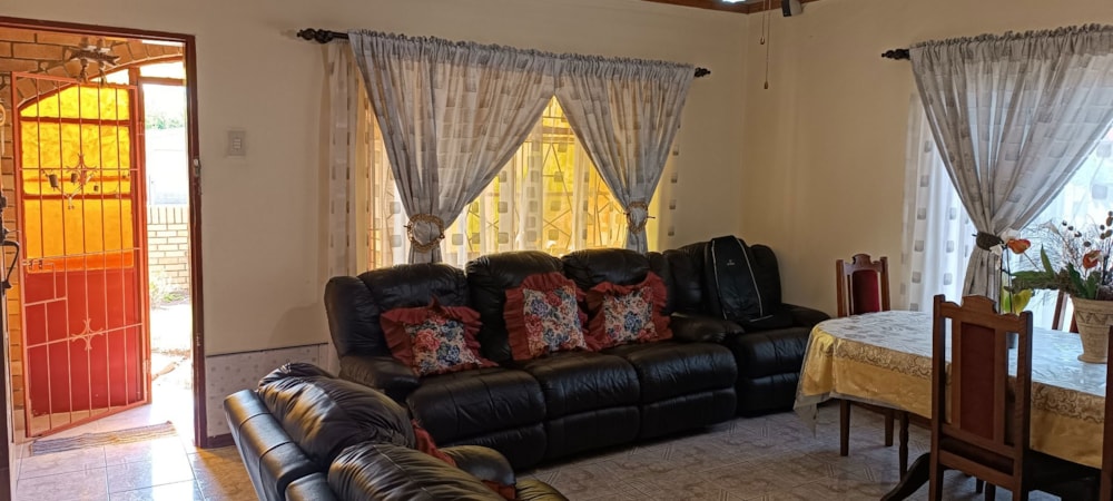 House for sale in Lennoxton - 1NW1678896