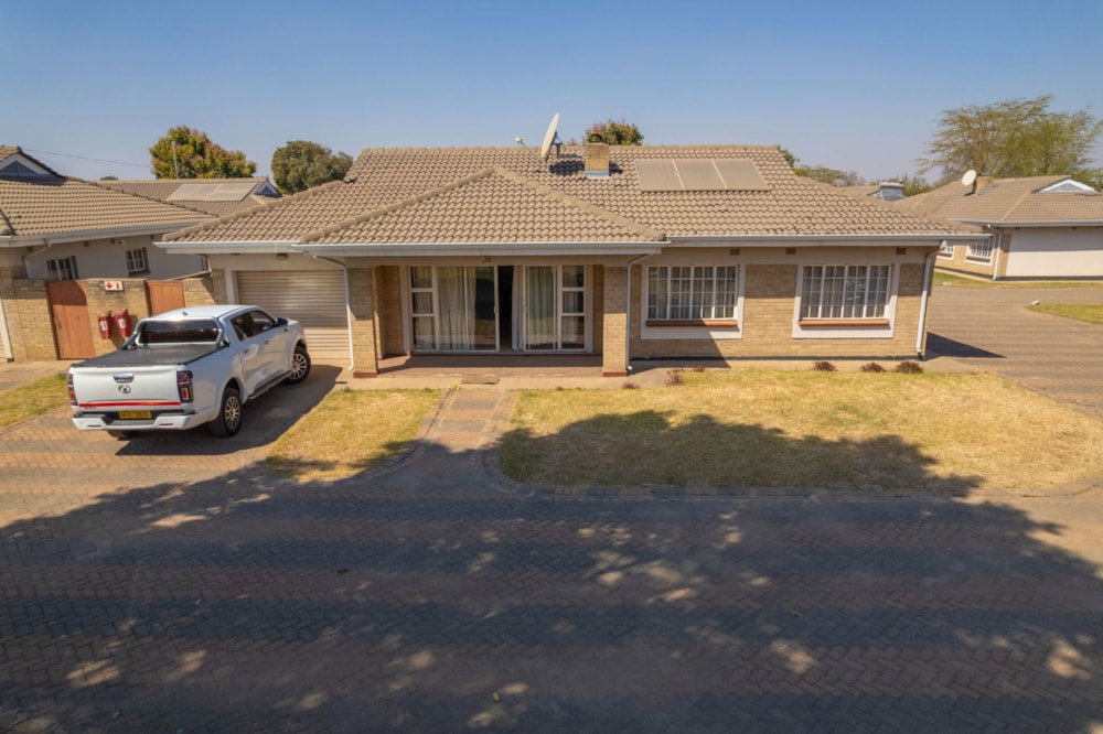 Apartment for sale in Waterfalls, Zimbabwe - 3ZB1678655