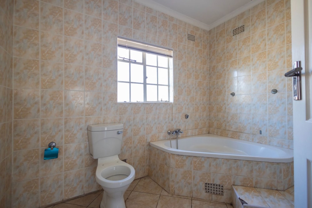 Apartment for sale in Waterfalls, Zimbabwe - 3ZB1678655