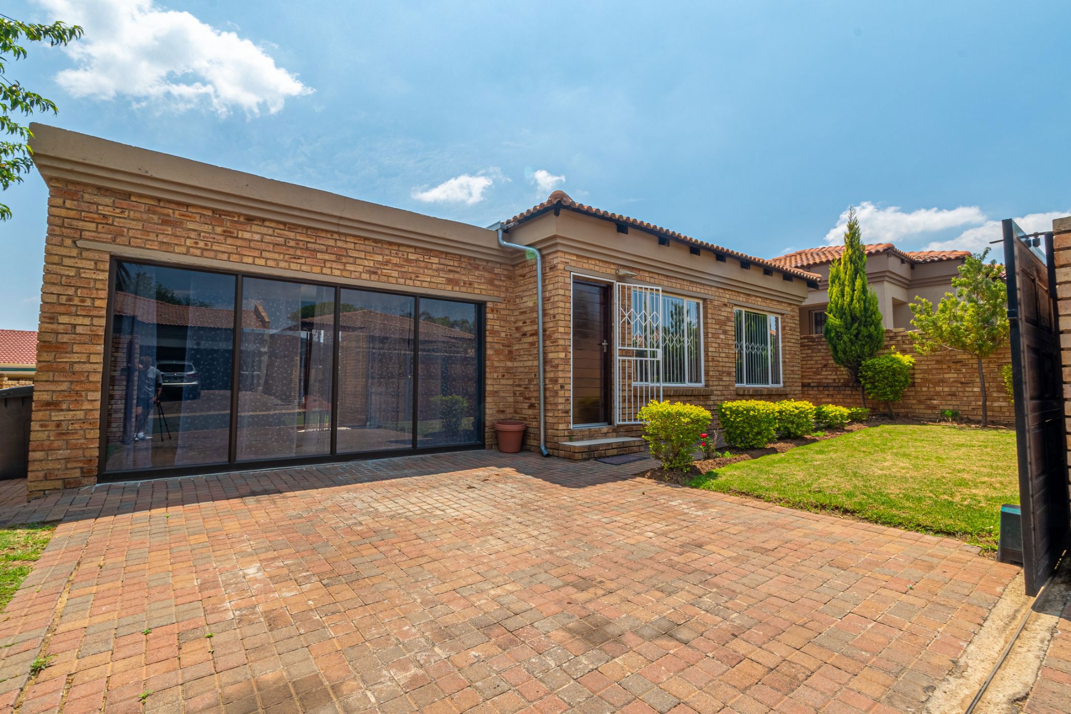 House sold in Noordwyk - MR1678872