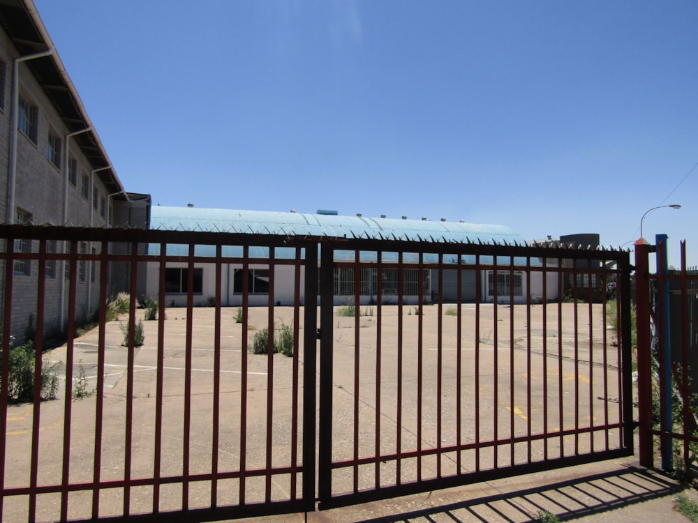 Commercial business to rent in Brits - 1HR1678696 Commercial business to rent in Brits - 1HR1678696