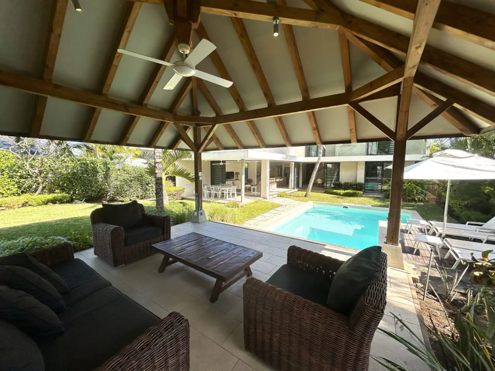 Double-storey house for sale in Tamarin, Mauritius - MUR1678720 Double-storey house for sale in Tamarin, Mauritius - MUR1678720