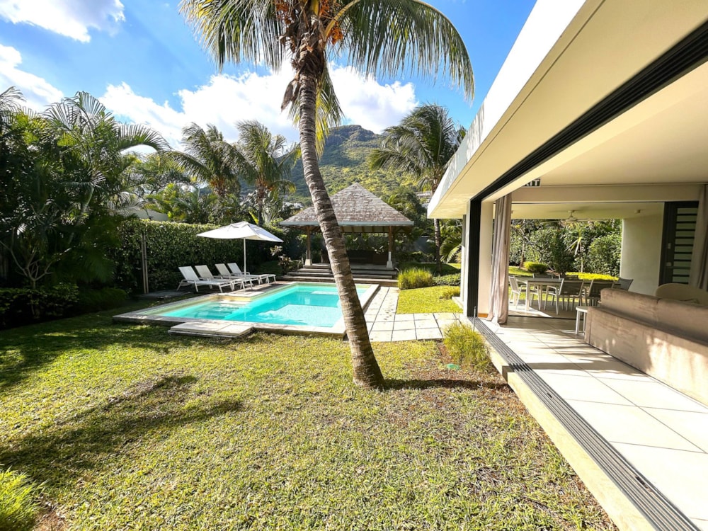 Double-storey house for sale in Tamarin, Mauritius - MUR1678720