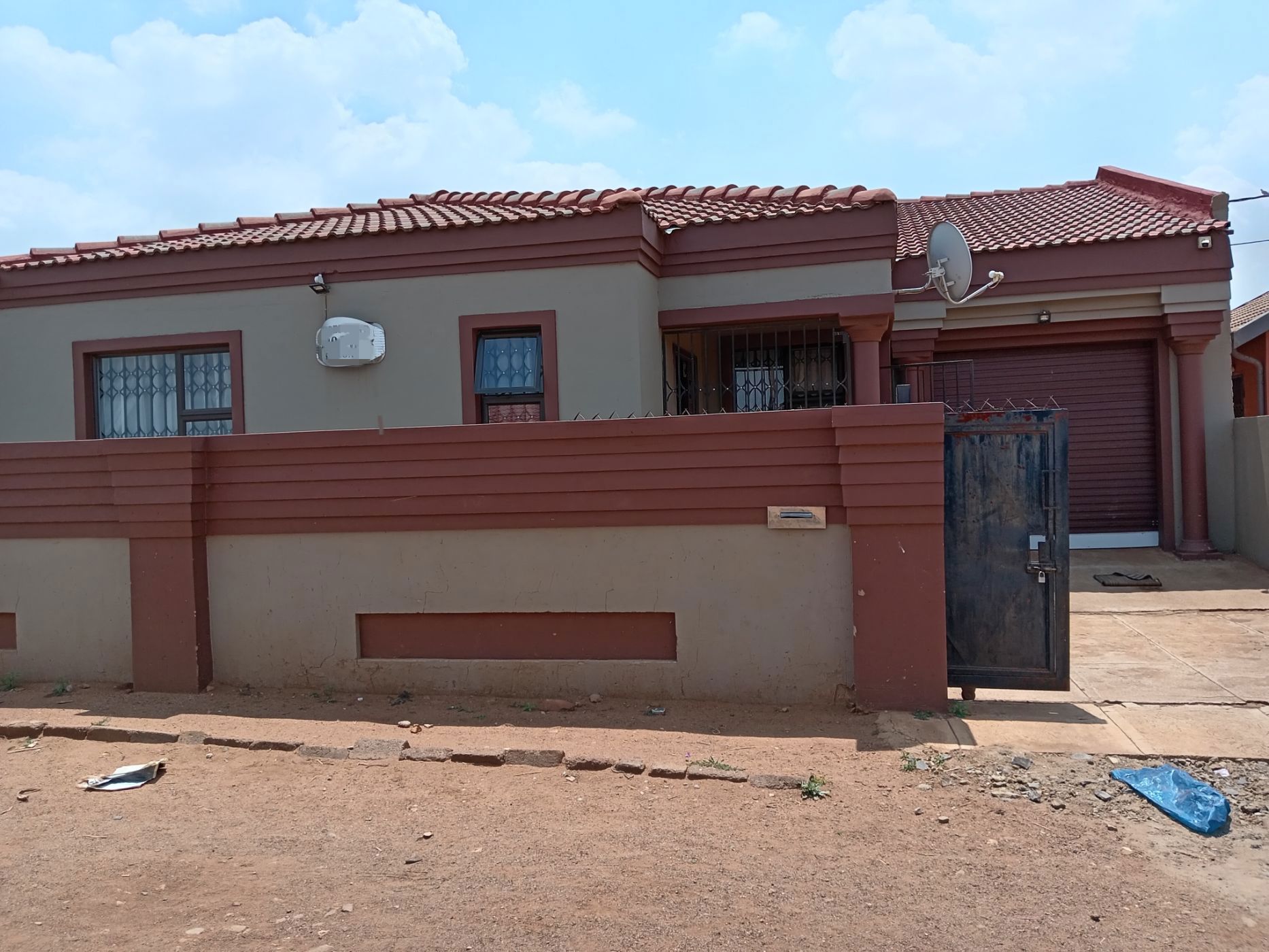 House for sale in Stretford - 1VT1678733