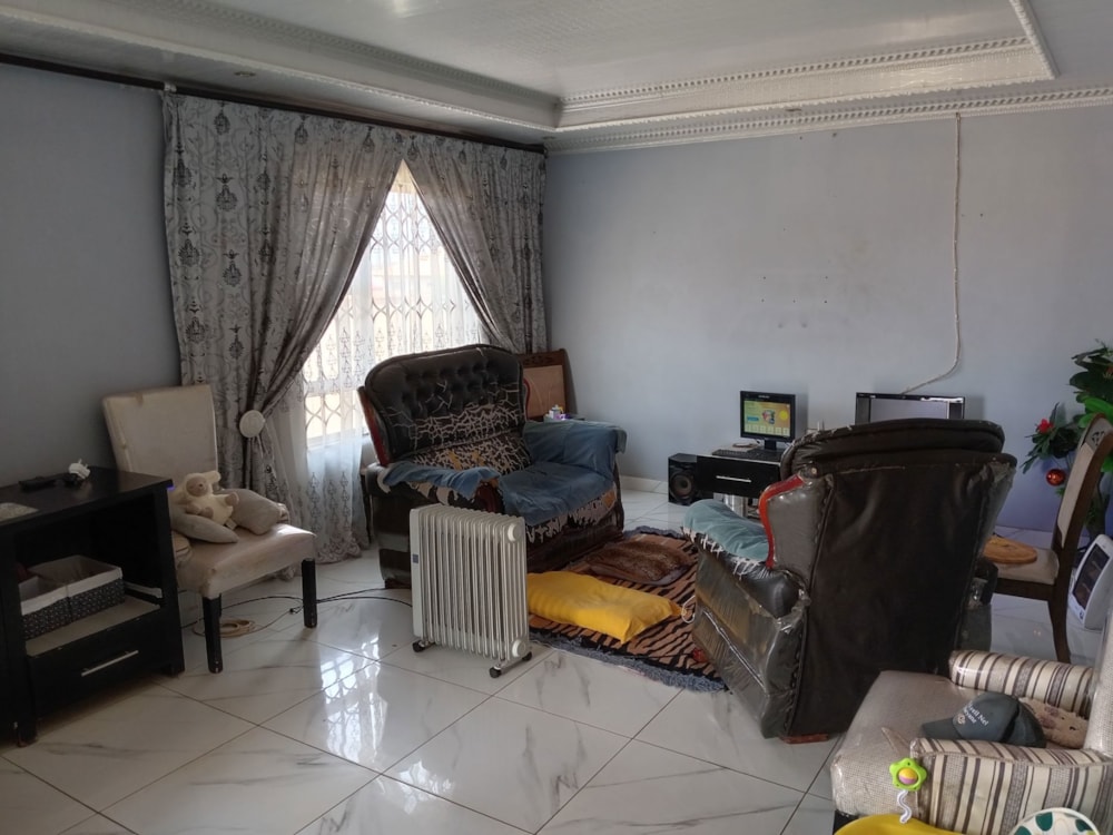 House for sale in Stretford - 1VT1678733 House for sale in Stretford - 1VT1678733