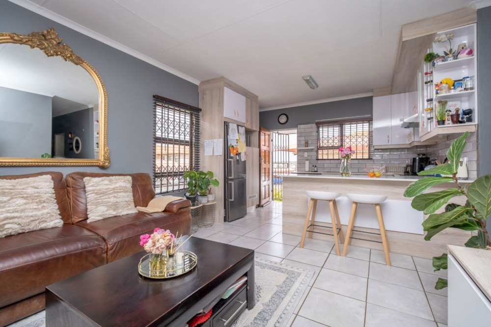 Cluster sold in Grobler Park - RDT1679017 Cluster sold in Grobler Park - RDT1679017