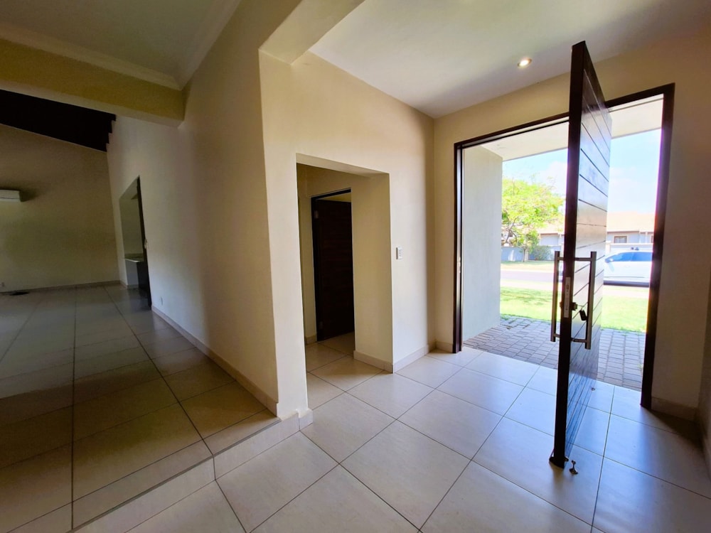 Single-storey house to rent in Midstream Estate - CNL1678840 Single-storey house to rent in Midstream Estate - CNL1678840