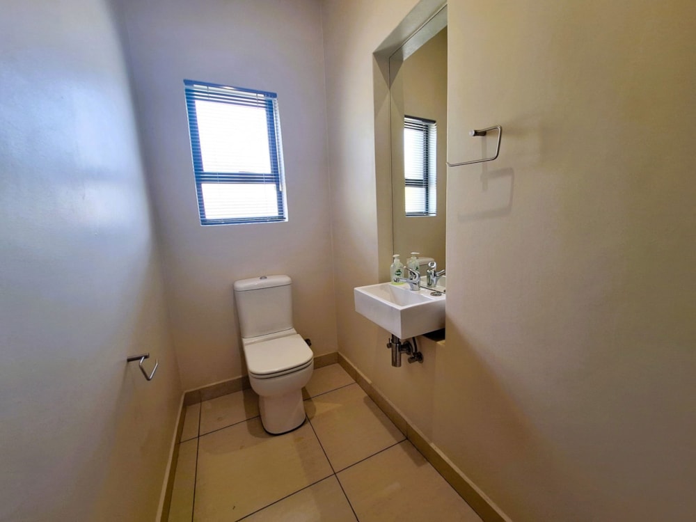 Single-storey house to rent in Midstream Estate - CNL1678840 Single-storey house to rent in Midstream Estate - CNL1678840