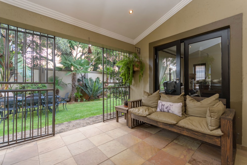 Cluster let in Bedfordview - BWL1678923 Cluster let in Bedfordview - BWL1678923