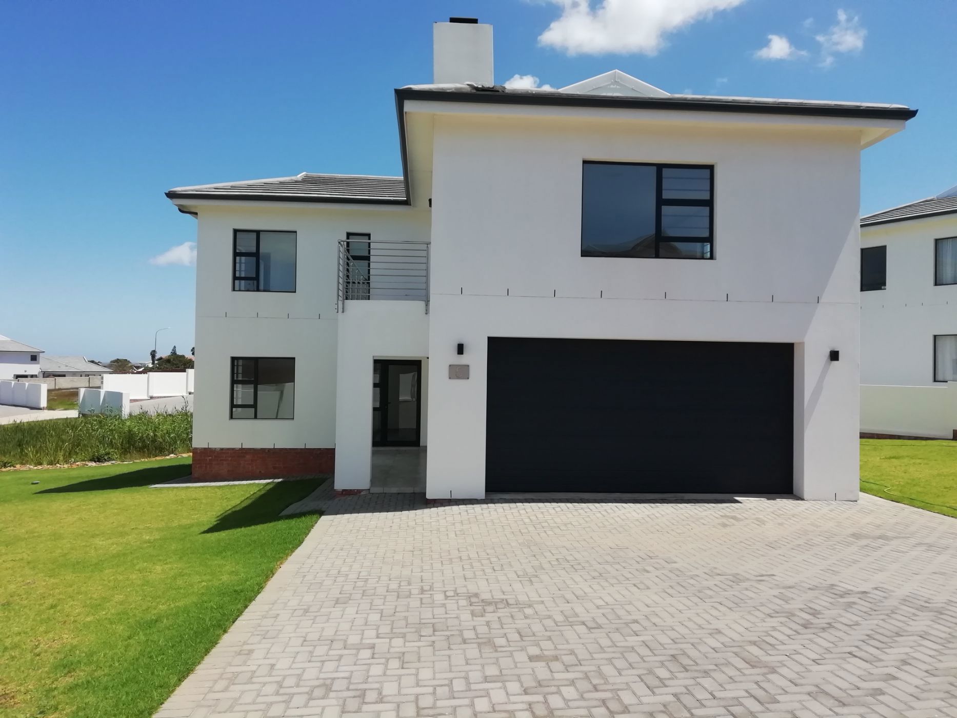 House for sale in Jeffreys Bay - 1JF1679025