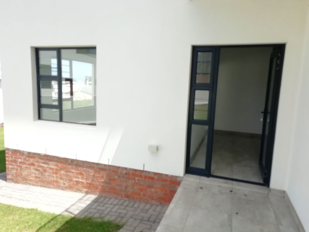 House for sale in Jeffreys Bay - 1JF1679025 House for sale in Jeffreys Bay - 1JF1679025