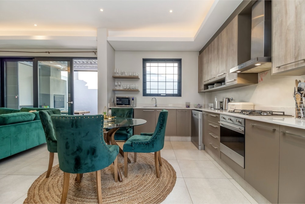 Townhouse for sale in Bryanston - HP1719867