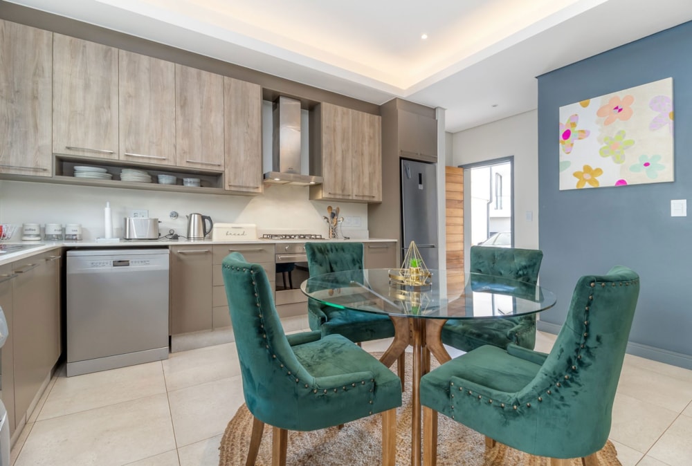 Townhouse for sale in Bryanston - HP1719867