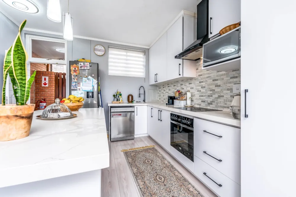 Apartment for sale in Cotswold Fenns - 1KF1679330