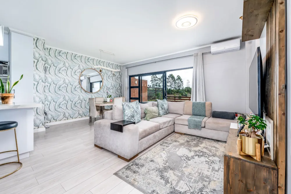 Apartment for sale in Cotswold Fenns - 1KF1679330