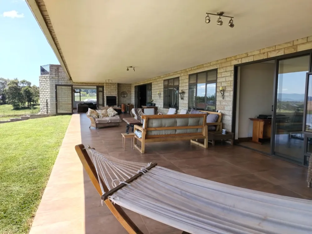 House for sale in Hilton, KwaZulu-Natal - 1PM1747058