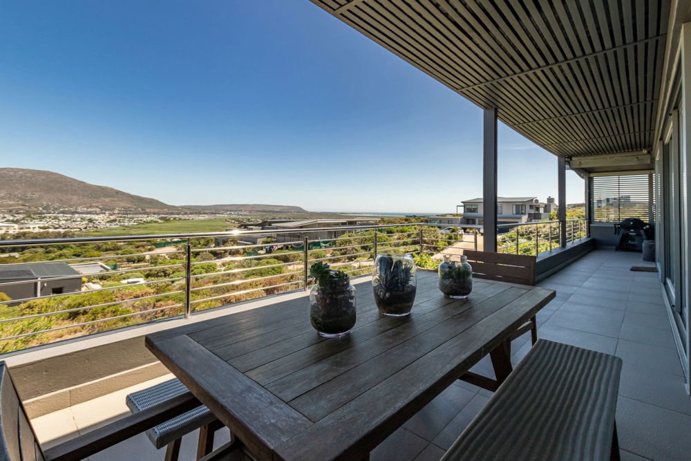 House let in Chapman's Bay Estate - FHL1679374 House let in Chapman's Bay Estate - FHL1679374