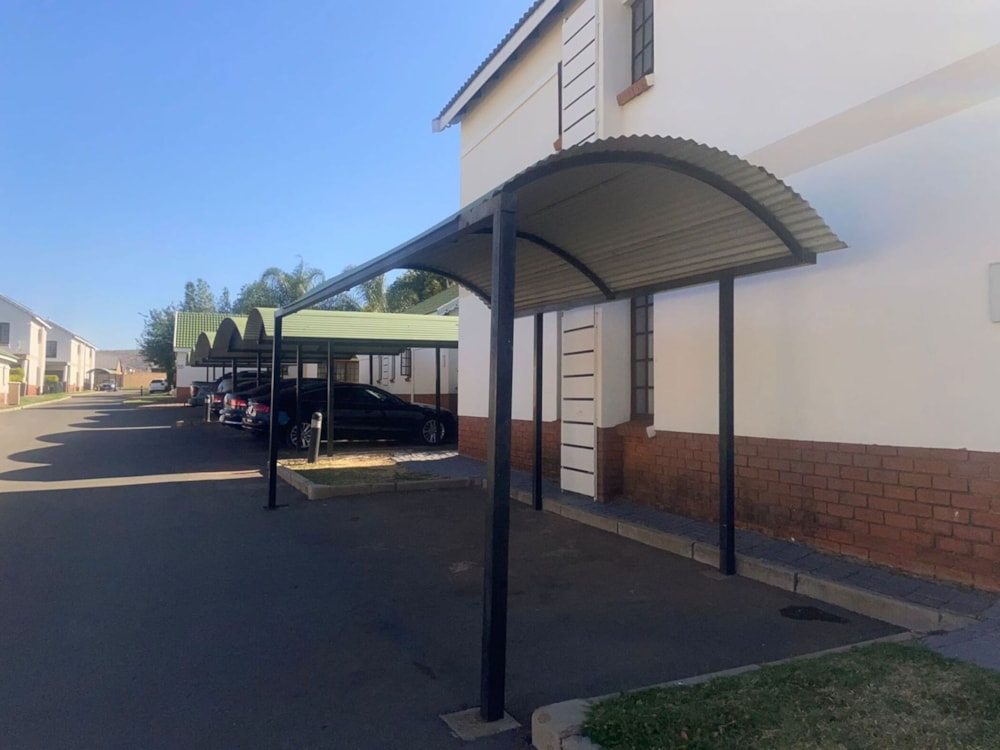 Security complex home for sale in Montana Gardens - PTM1679433