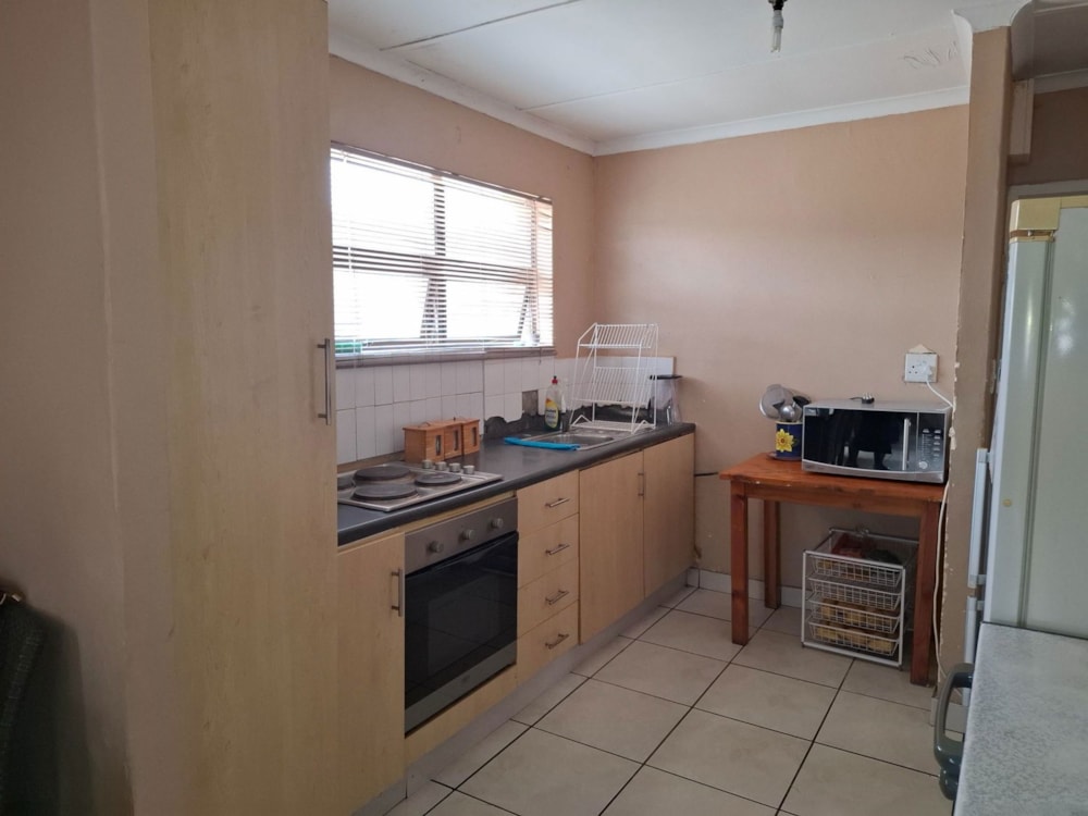 House to rent in Rocklands, Mitchells Plain - 1MN1745270 House to rent in Rocklands, Mitchells Plain - 1MN1745270