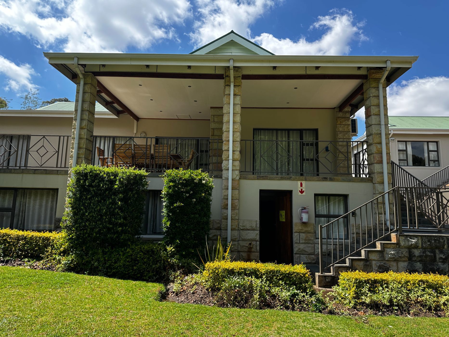 Golf estate house for sale in Clarens - 1CS1679532