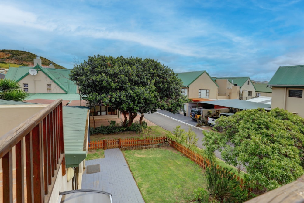 Security complex home for sale in Diaz Beach - 1MB1667752 Security complex home for sale in Diaz Beach - 1MB1667752