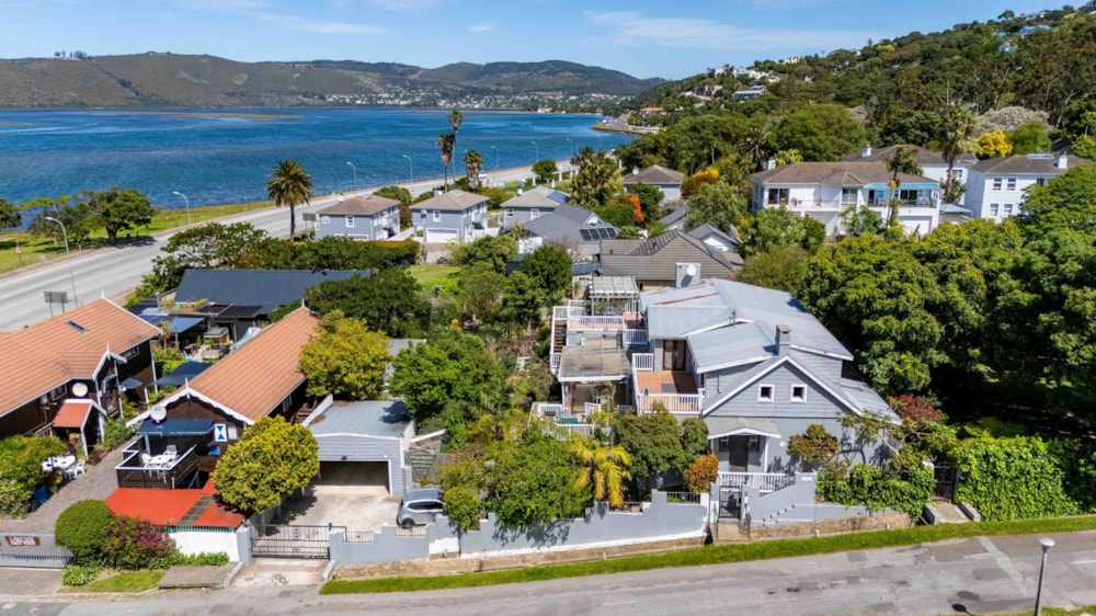 House for sale in Paradise, Knysna - 1KG1679257