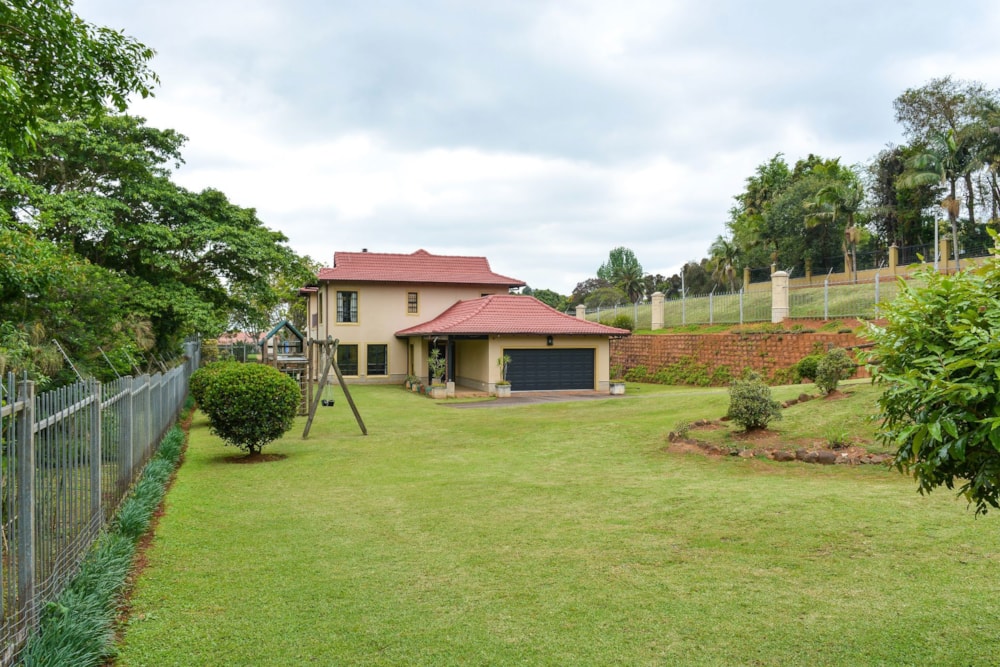 Double-storey house sold in Montrose - 1PM1678135 Double-storey house sold in Montrose - 1PM1678135