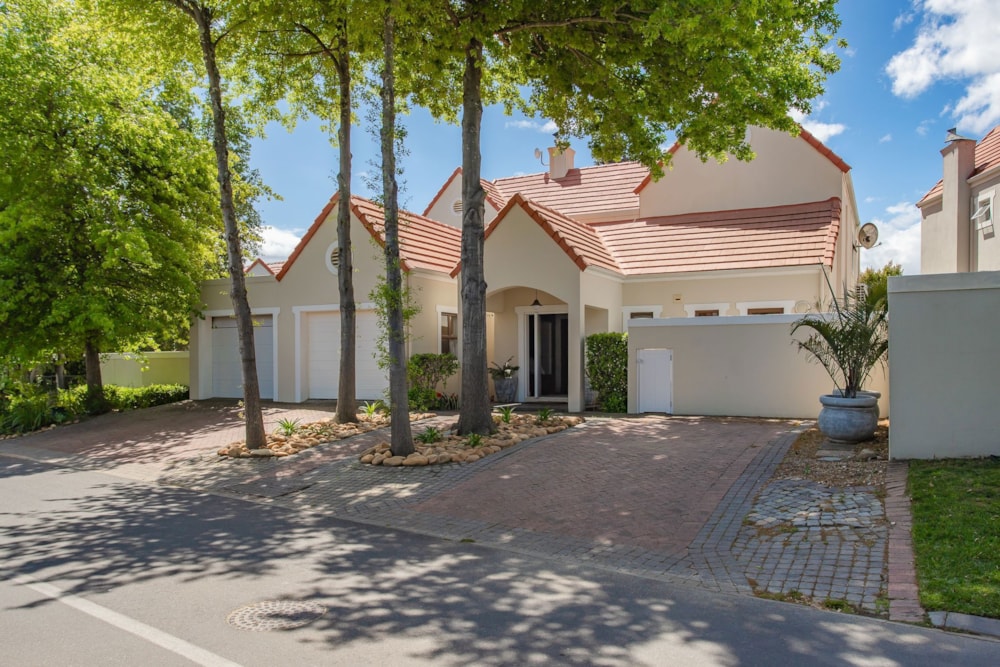 Golf estate house sold in Boschenmeer Golf Estate - VLV1678802 Golf estate house sold in Boschenmeer Golf Estate - VLV1678802