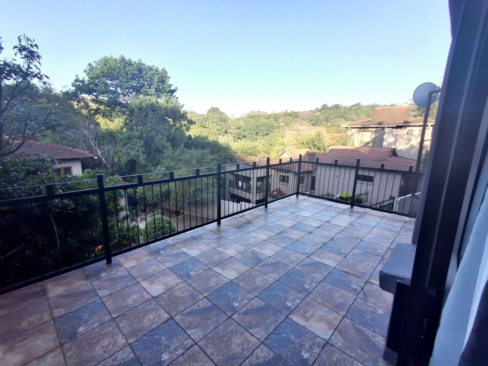 Security complex home let in Nelspruit (Mbombela) - 1NS1679866 Security complex home let in Nelspruit (Mbombela) - 1NS1679866