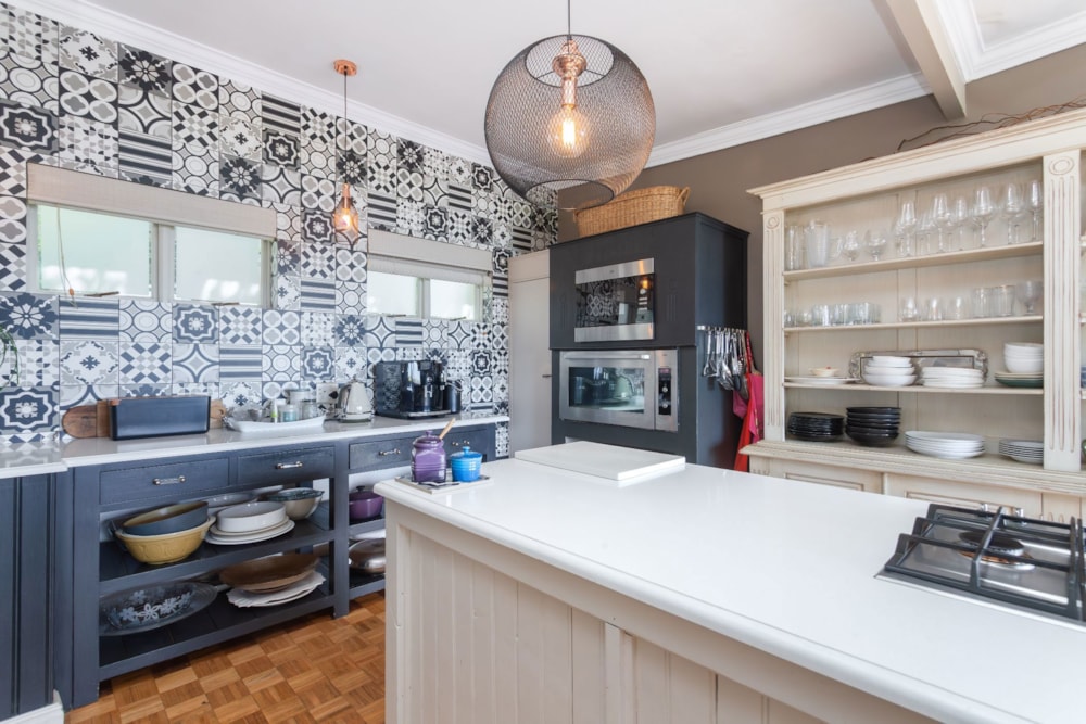 Multi-storey house sold in Newlands, Cape Town - KW1676701 Multi-storey house sold in Newlands, Cape Town - KW1676701