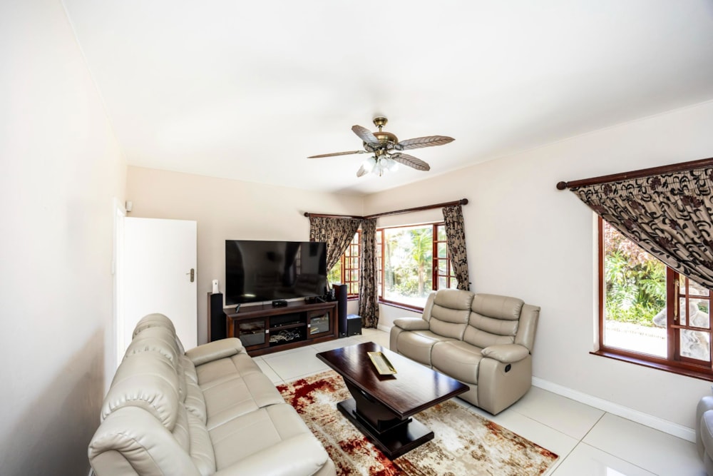 House for sale in Nahoon Beach - 1EZ1678660 House for sale in Nahoon Beach - 1EZ1678660