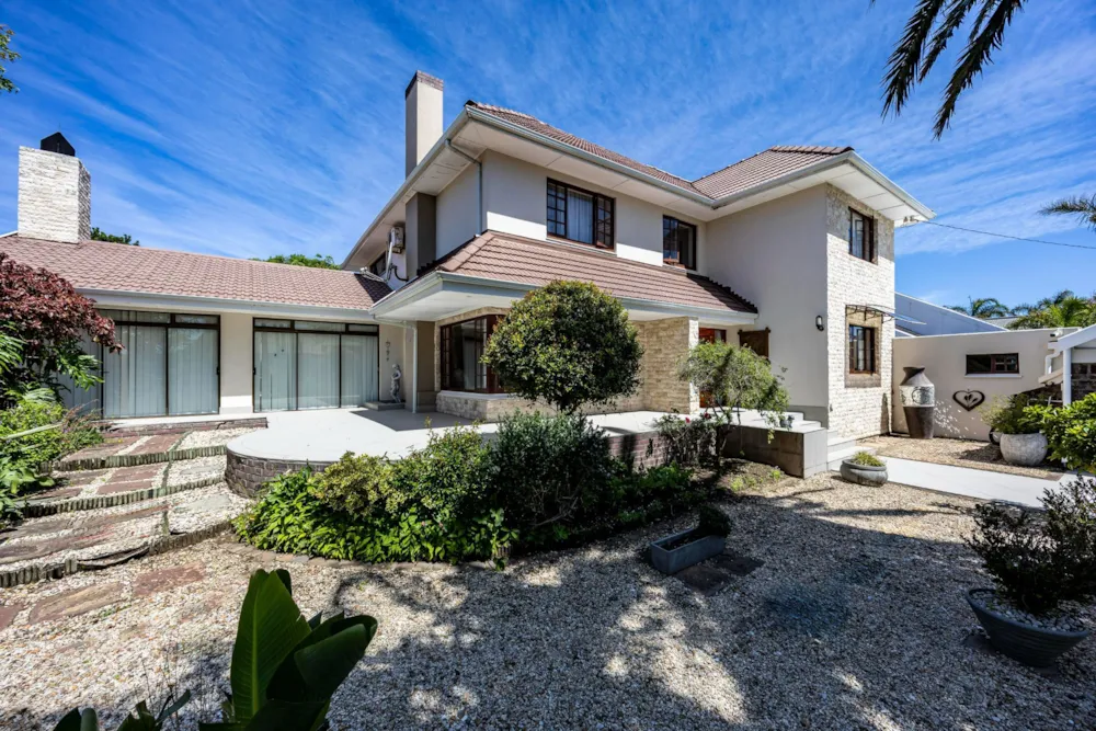 House for sale in Nahoon Beach - 1EZ1678660