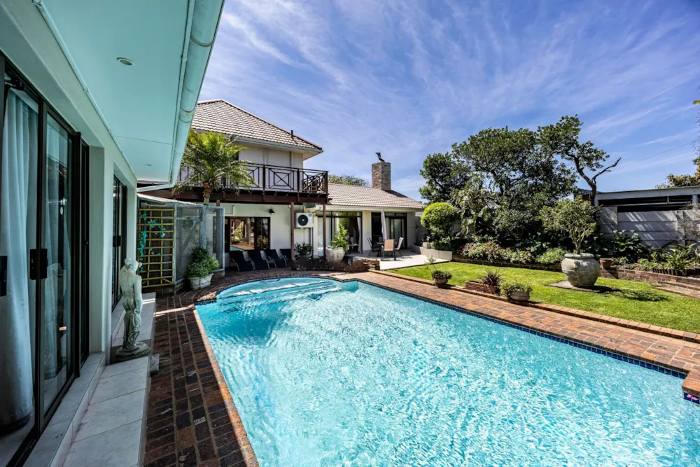 House for sale in Nahoon Beach - 1EZ1678660