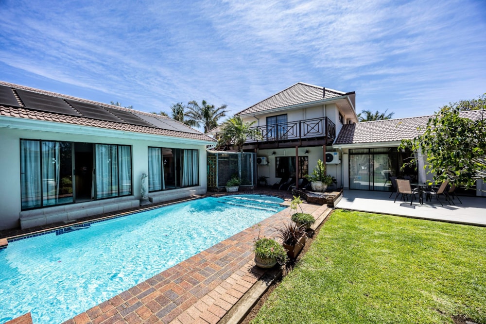 House for sale in Nahoon Beach - 1EZ1678660 House for sale in Nahoon Beach - 1EZ1678660