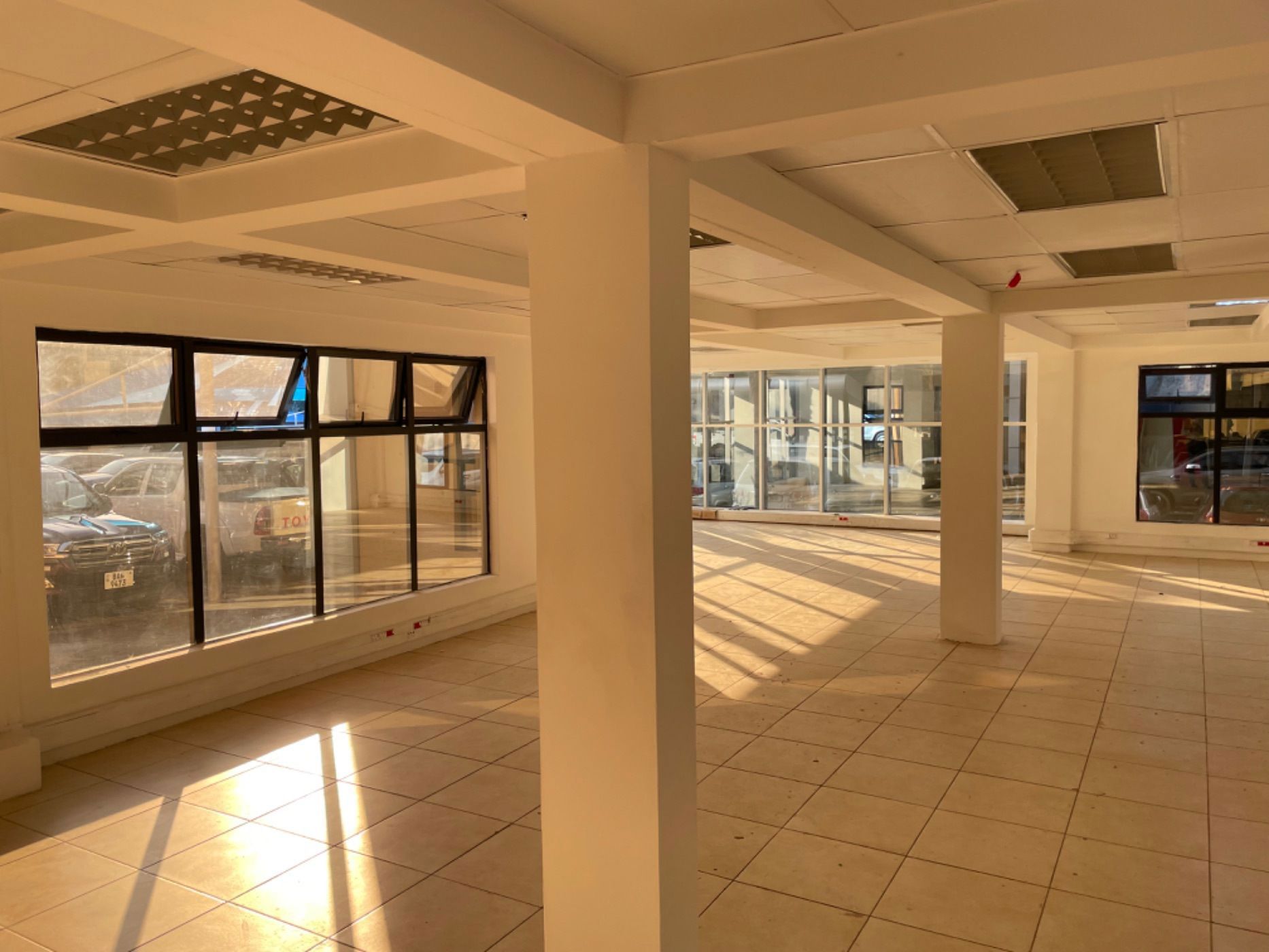 Commercial office to rent in Kabulonga, Zambia - 3ZA1159980