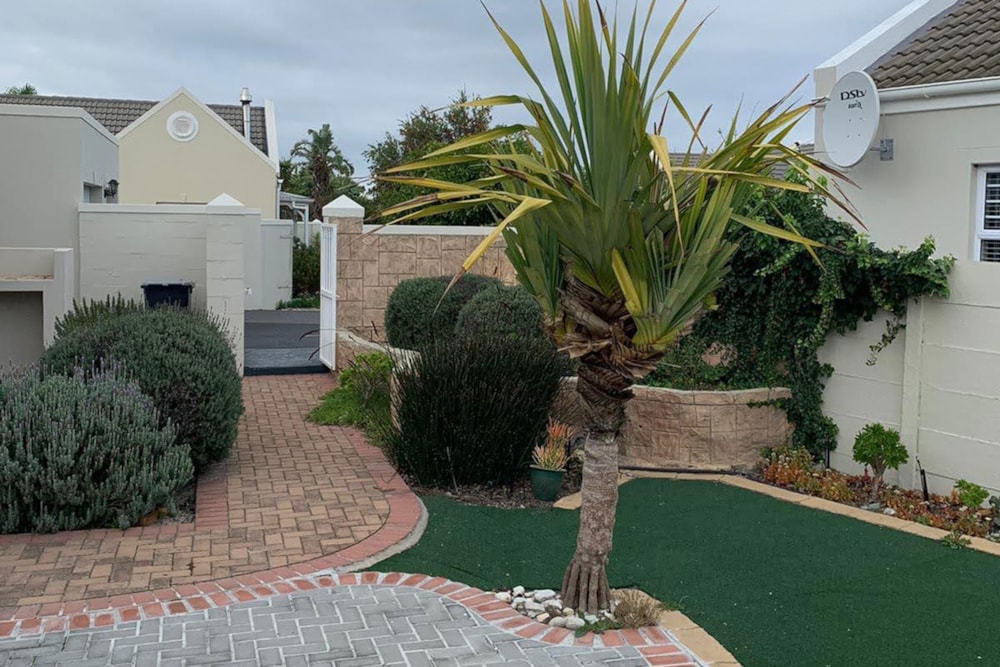 Single-storey house to rent in Sunningdale, Blouberg - 1TV1729491