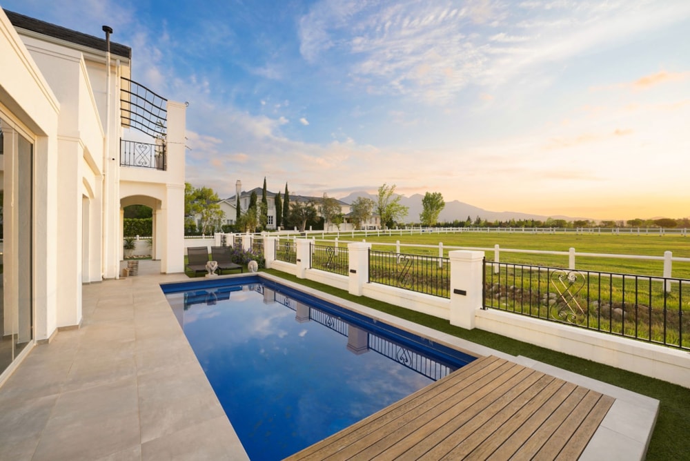 Security estate home sold in Val de Vie Estate - VLV1668008