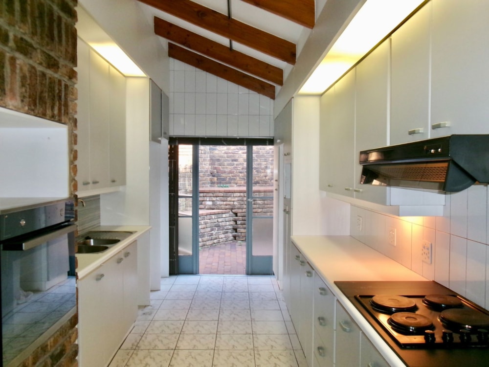 House sold in Kensington, Bedfordview Area - BED1679077 House sold in Kensington, Bedfordview Area - BED1679077