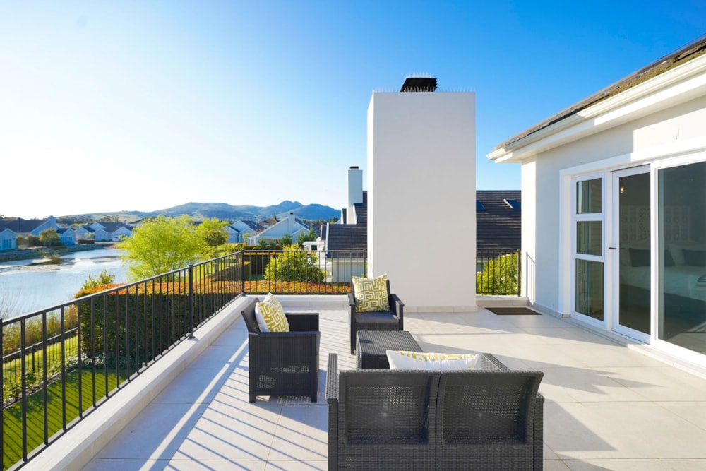 Security estate home sold in Val de Vie Estate - VLV1676822 Security estate home sold in Val de Vie Estate - VLV1676822