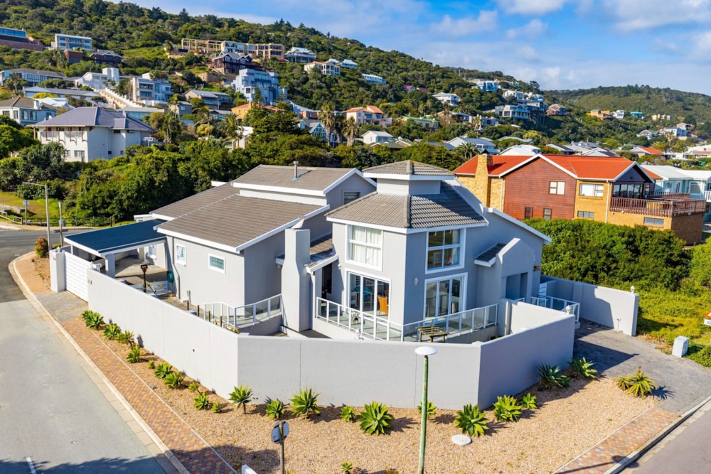 House for sale in Outeniqua Strand - 1MB1675372