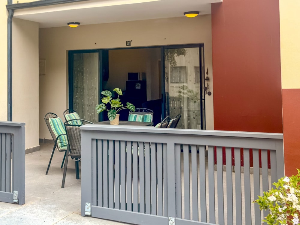 Apartment for sale in Knysna Central - 1KG1678565