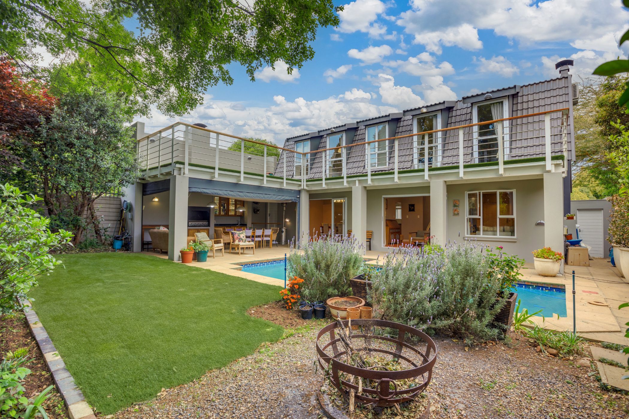 House sold in Parkhurst - HP1676933