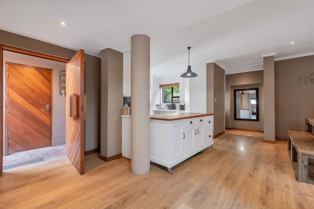 House sold in Parktown North - HP1676040 House sold in Parktown North - HP1676040