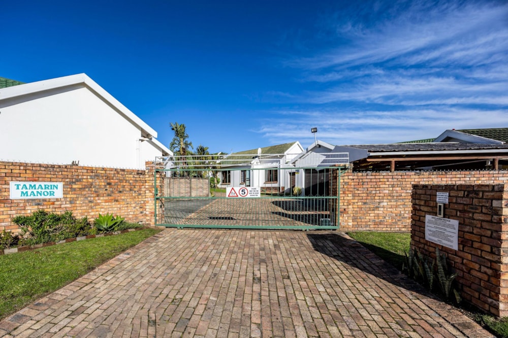 House for sale in Nahoon Valley Park - 1EZ1723953 House for sale in Nahoon Valley Park - 1EZ1723953