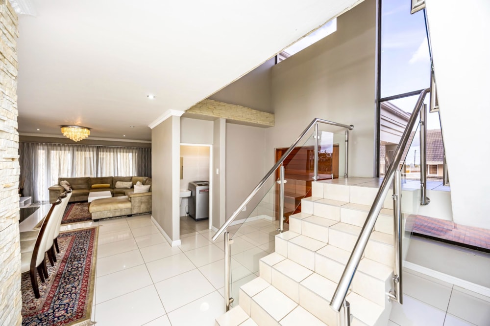 House sold in Beacon Bay - 1EZ1675329 House sold in Beacon Bay - 1EZ1675329